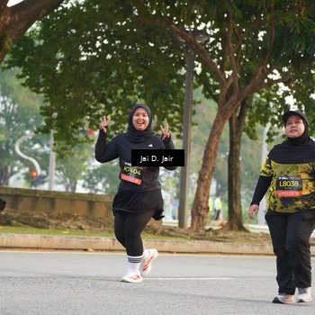 Runner Photo 6794857