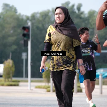 Runner Photo 6794874