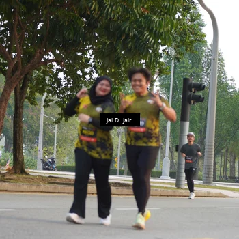 Runner Photo 6794899
