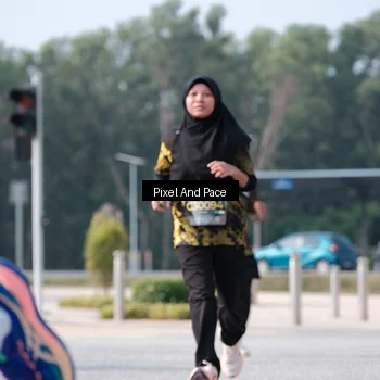 Runner Photo 6794912