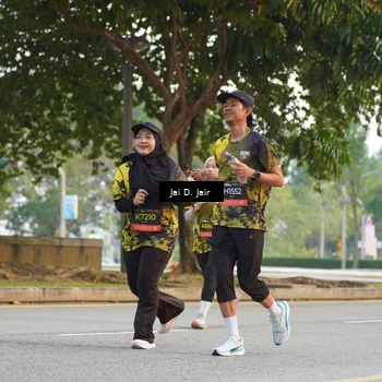 Runner Photo 6794925