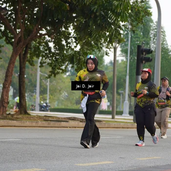 Runner Photo 6794940