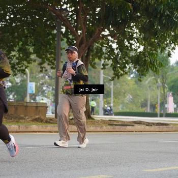 Runner Photo 6794964