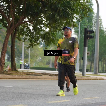 Runner Photo 6794973