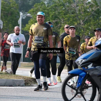Runner Photo 6795022