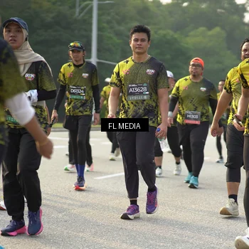 Runner Photo 6795039