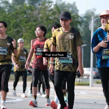 Runner Photo 6795115