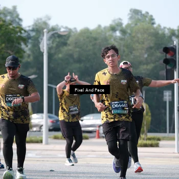 Runner Photo 6795145