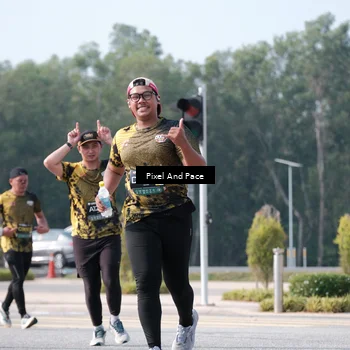 Runner Photo 6795155