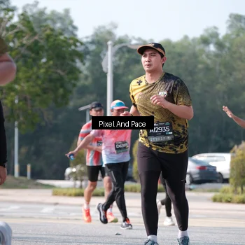 Runner Photo 6795195