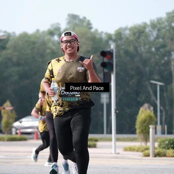 Runner Photo 6795201