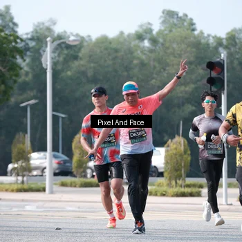 Runner Photo 6795223