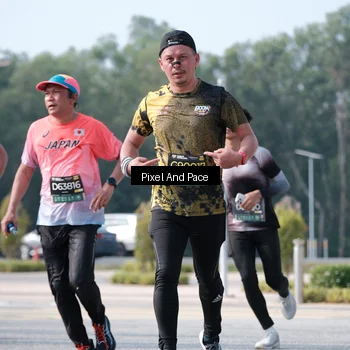 Runner Photo 6795235