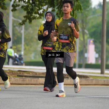 Runner Photo 6795317