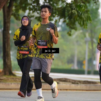 Runner Photo 6795326