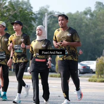 Runner Photo 6795385