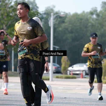 Runner Photo 6795389