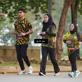Runner Photo 6795402