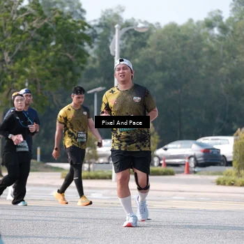 Runner Photo 6795424