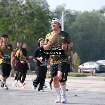 Runner Photo 6795470