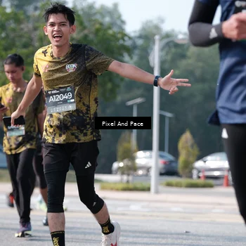 Runner Photo 6795552