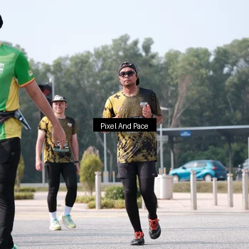 Runner Photo 6795615