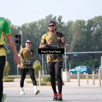 Runner Photo 6795631