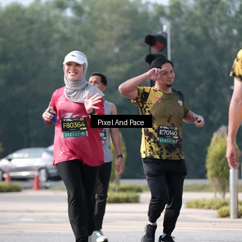 Runner Photo 6795635