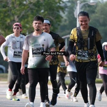 Runner Photo 6795761