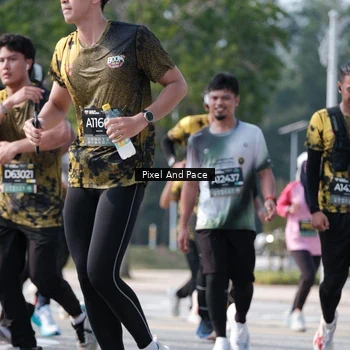 Runner Photo 6795775