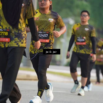 Runner Photo 6795810