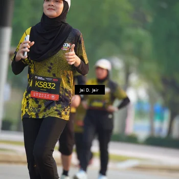 Runner Photo 6795819
