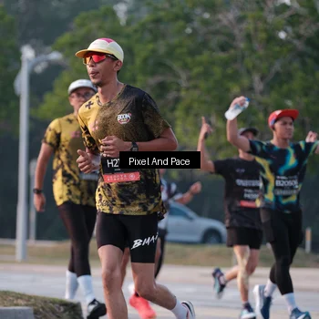 Runner Photo 6795854