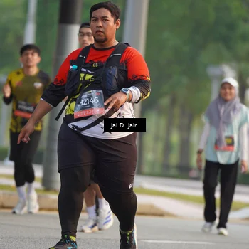 Runner Photo 6795855