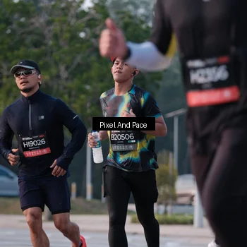 Runner Photo 6795878