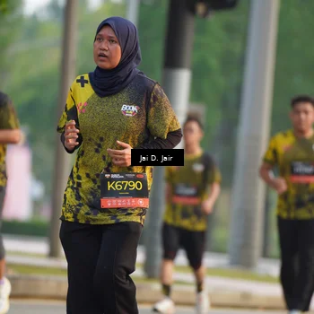 Runner Photo 6795903