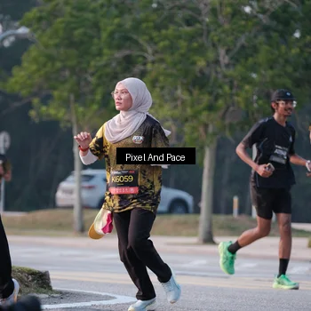 Runner Photo 6795995