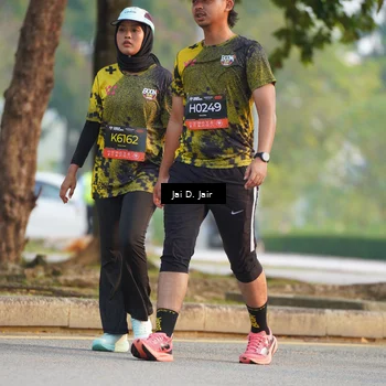 Runner Photo 6796002