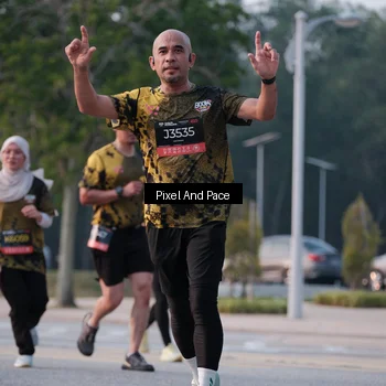 Runner Photo 6796018