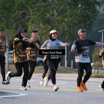 Runner Photo 6796029