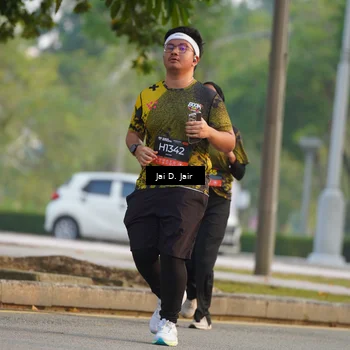 Runner Photo 6796032