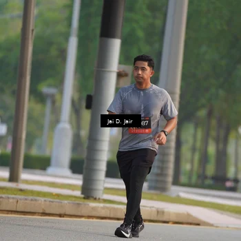 Runner Photo 6796035