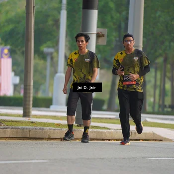 Runner Photo 6796047