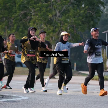 Runner Photo 6796074