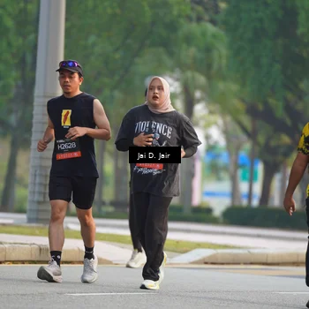Runner Photo 6796150