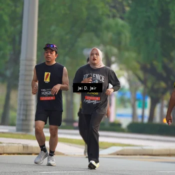 Runner Photo 6796151