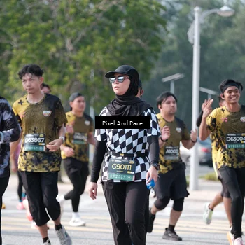Runner Photo 6796168