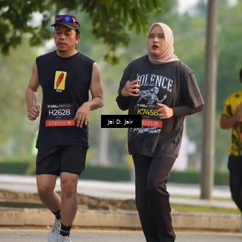 Runner Photo 6796186