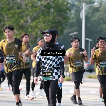 Runner Photo 6796188