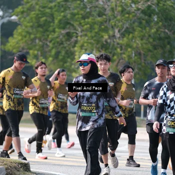 Runner Photo 6796193